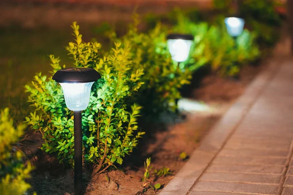 Greener Garden Lighting: What You Should Know