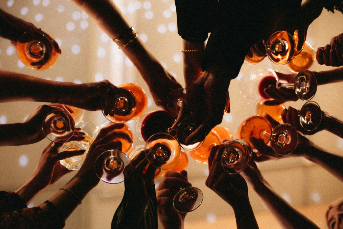 Game Day, Green Way: Sustainable Drink Prep for Your Guests