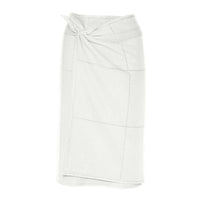 white towel to wrap
