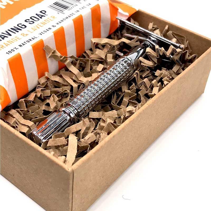 razor inside a plastic free shaving set