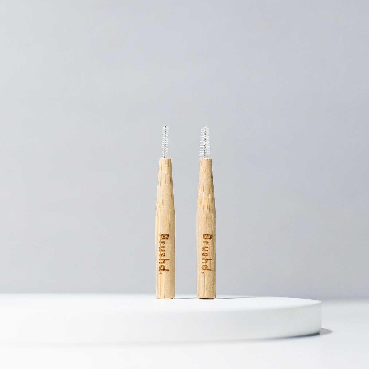 2 sizes of plastic free interdental brushes