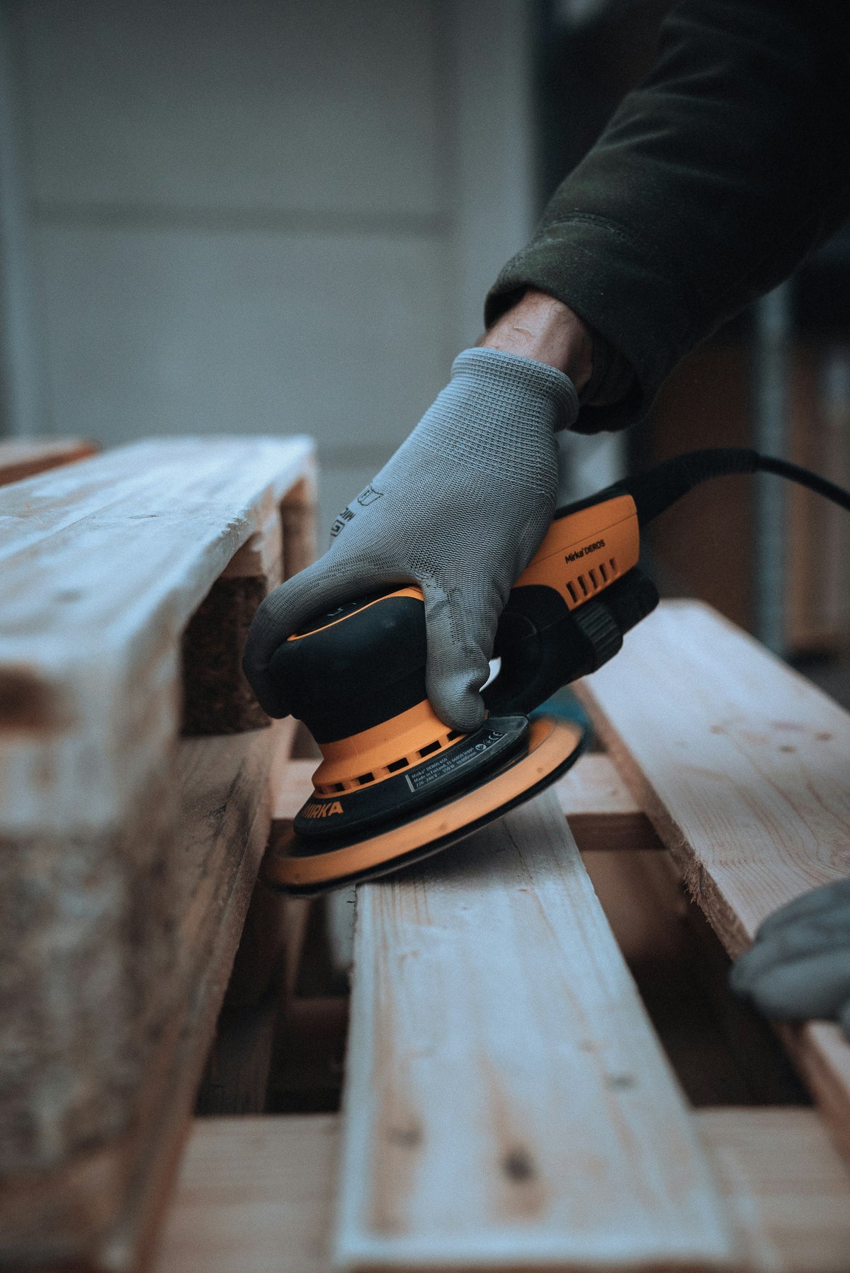 When to Wear a Dust Mask for DIY and Garden Projects