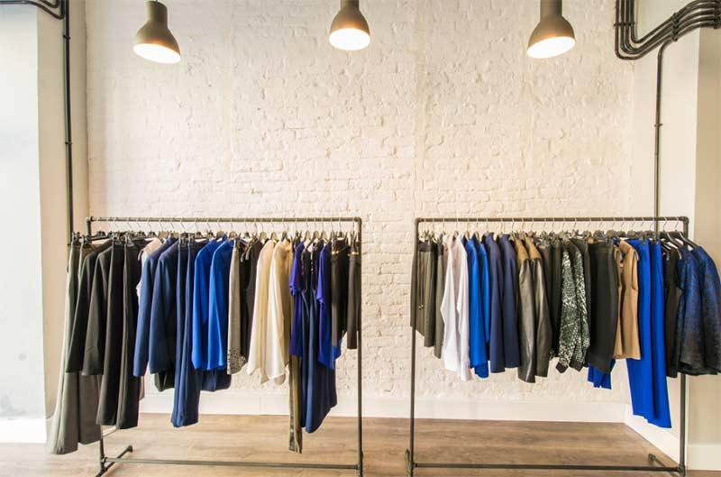 how to shop sustainably for clothes