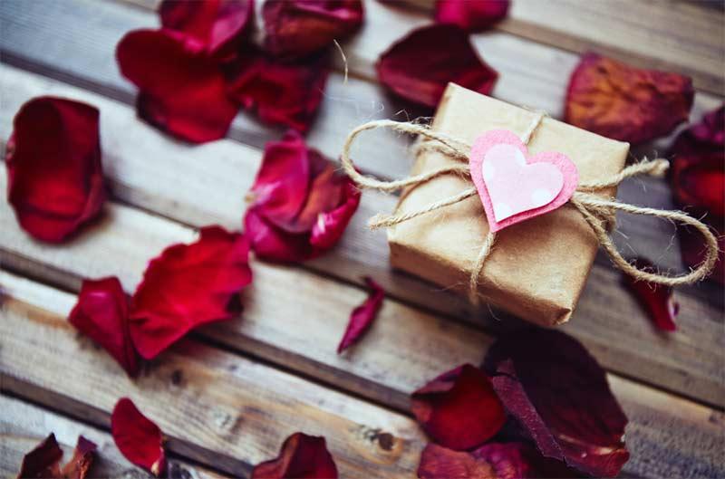 eco friendly valentines gift ideas for eco conscious couples