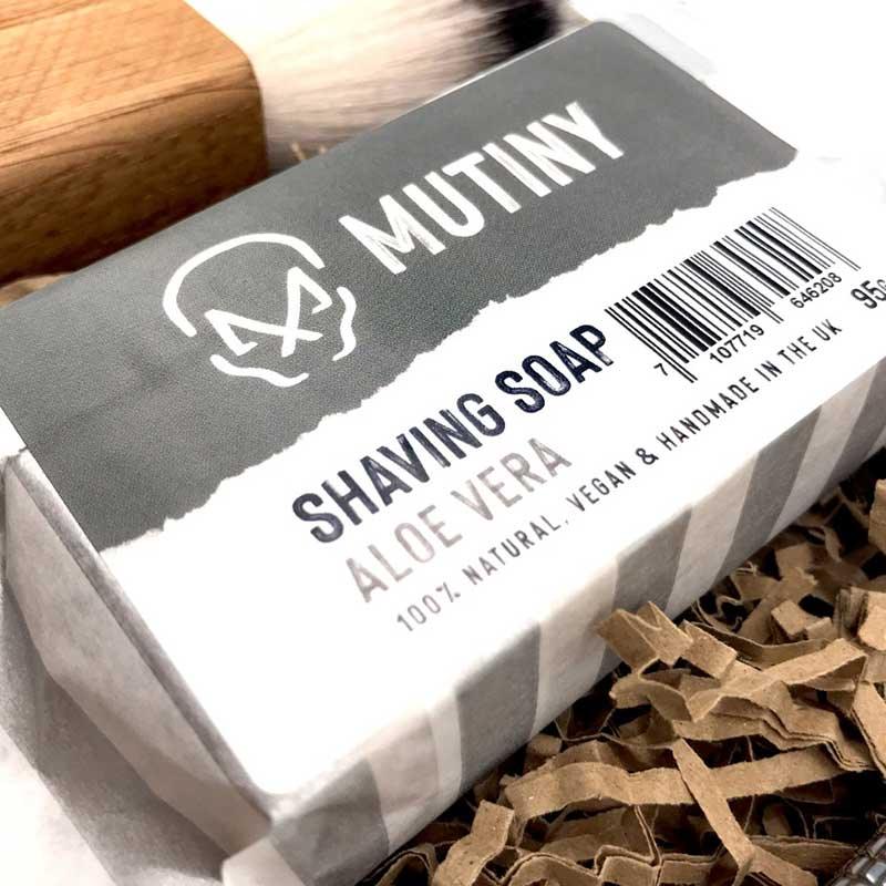 mens safety razor set with shaving soap