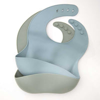 silicone baby bib in green and blue
