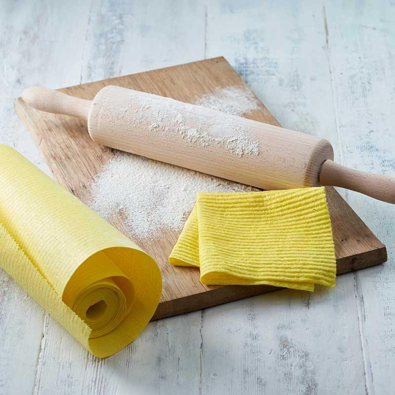 reusable sponge kitchen roll next to rolling pin