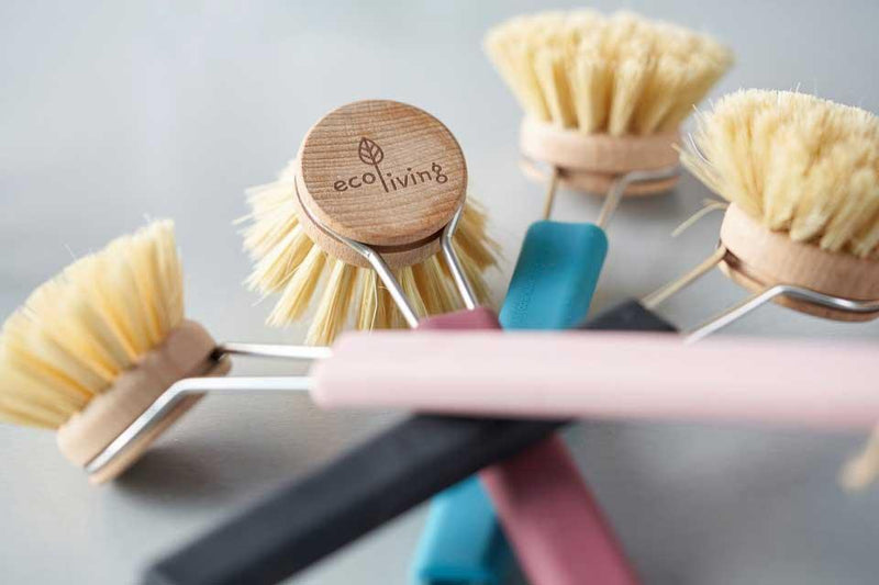 ecoliving dish brush zoomed in