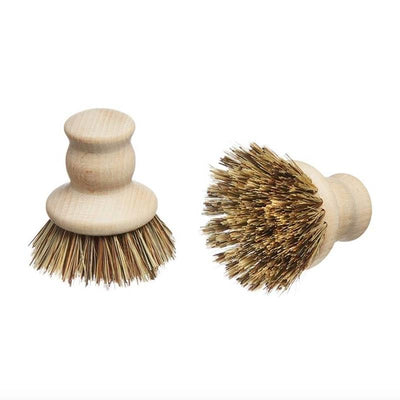 wooden pot brush with natural fibres